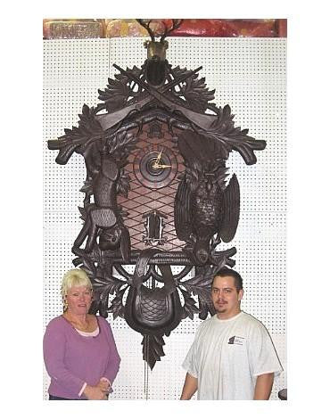 Picture of Largest Trumpeter Cuckoo Clock in the World